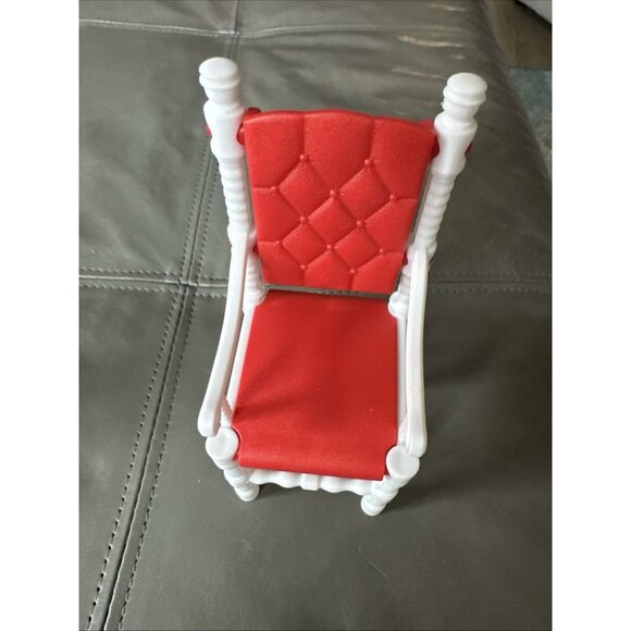 Elf on The Shelf Plastic Doll Chair Red and White Accessories - Picture 6 of 6